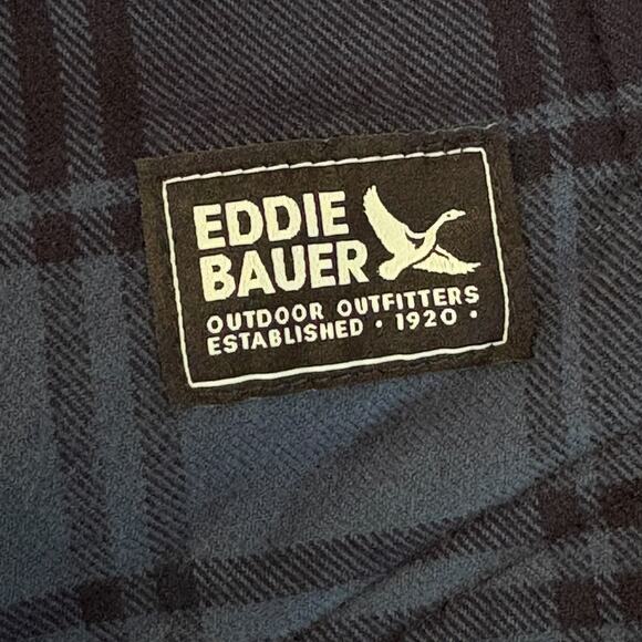 Eddie Bauer Sherpa Lined Flannel Shirt Jacket Plaid M Cottage Farm Barn NWT - Picture 3 of 11